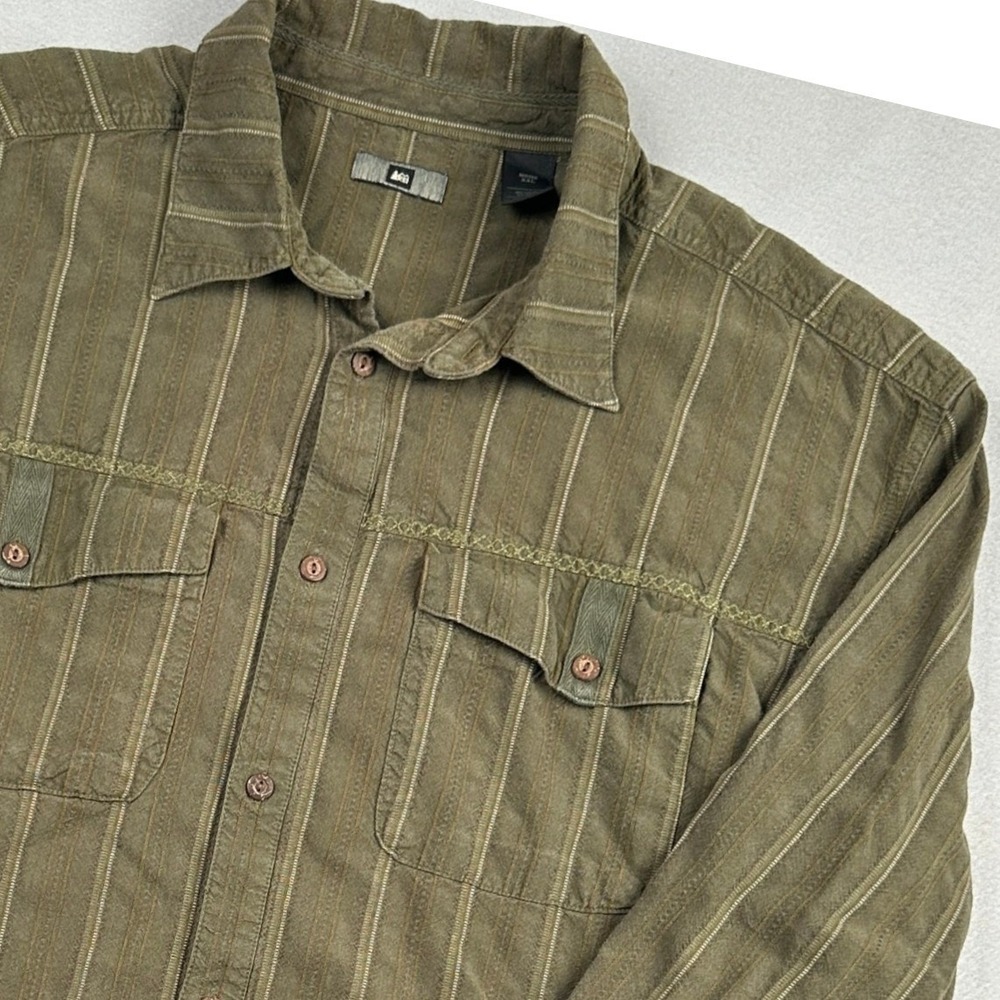 REI Mens Button Down Shirt XXL Olive Green Striped Long Sleeve Cotton